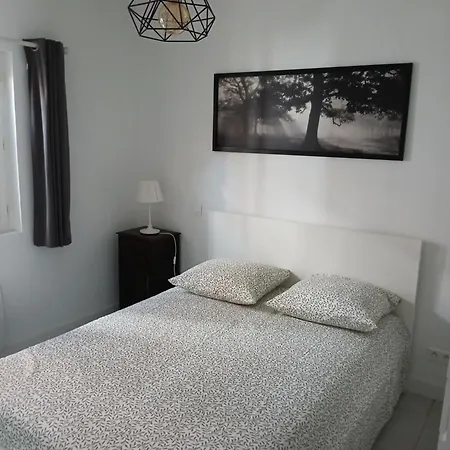 Maison 2 Будинок відпочинку *