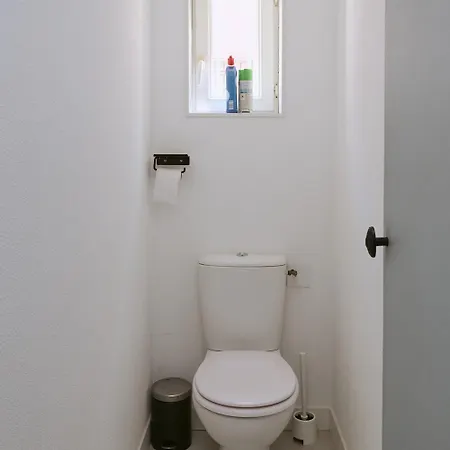 Maison 2 * Єр