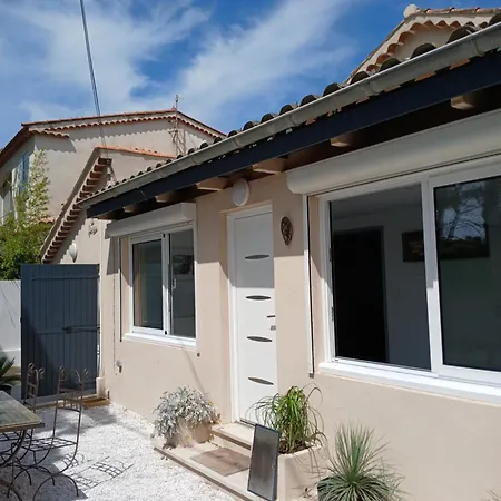 Maison 2 Feriehus Hyères